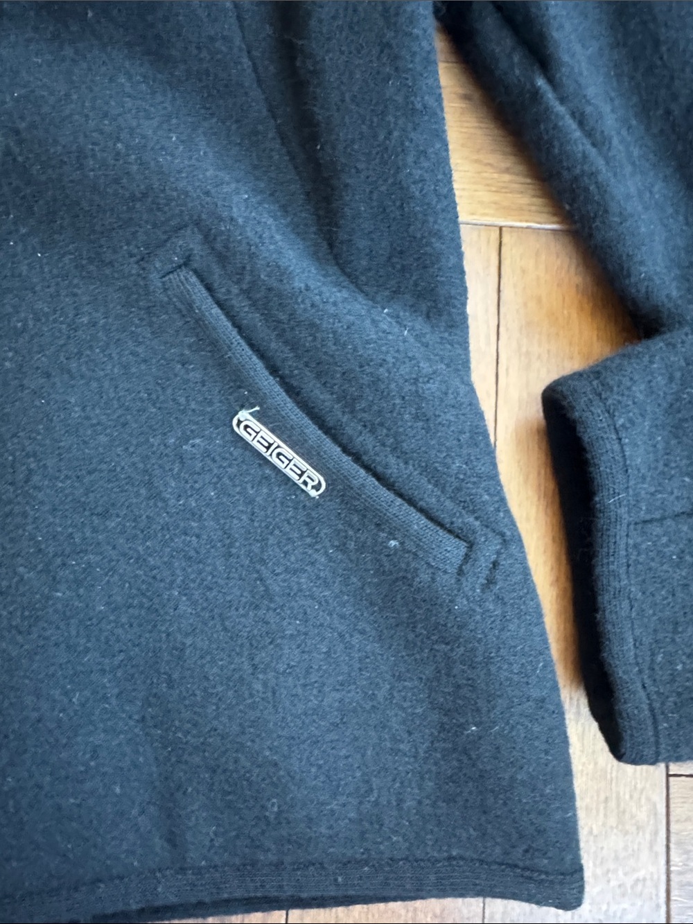 Geiger Boiled Wool jacket with Button Front - Picture 4 of 8